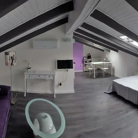 La Gatta Nera - The Black Cat Apartament